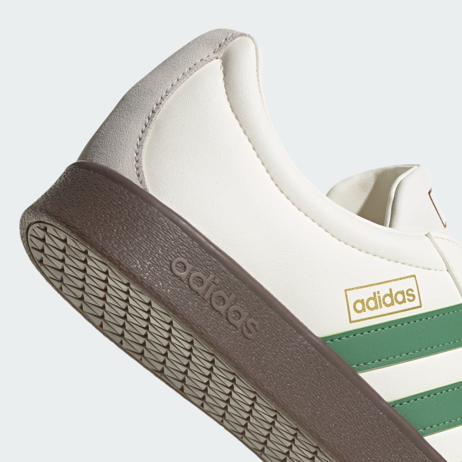 VL Court Classic Shoes