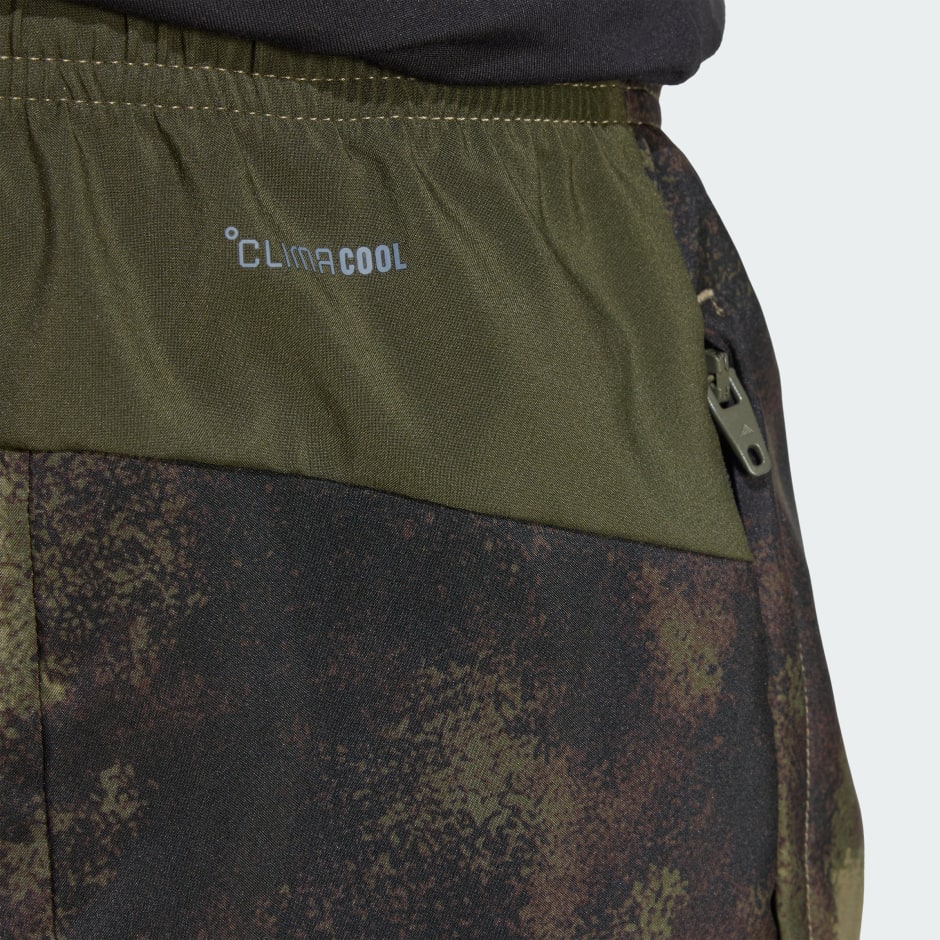 Train Essentials 季節性滿版圖案短褲