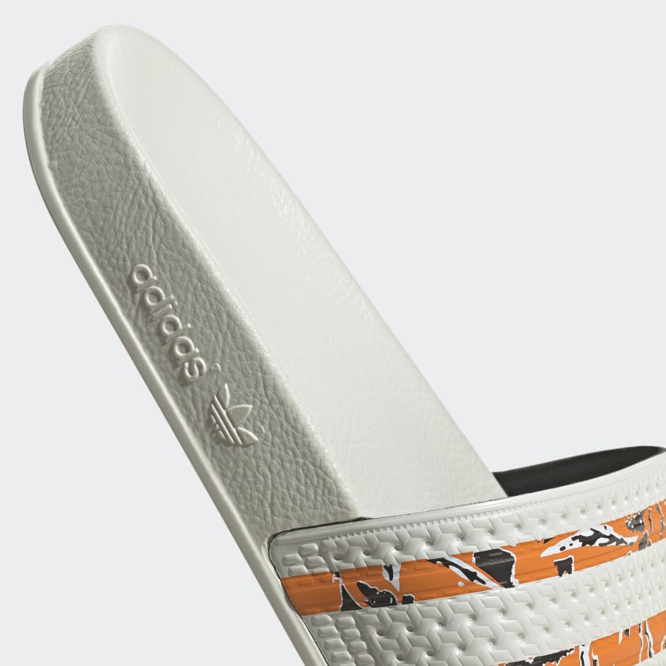 ADILETTE