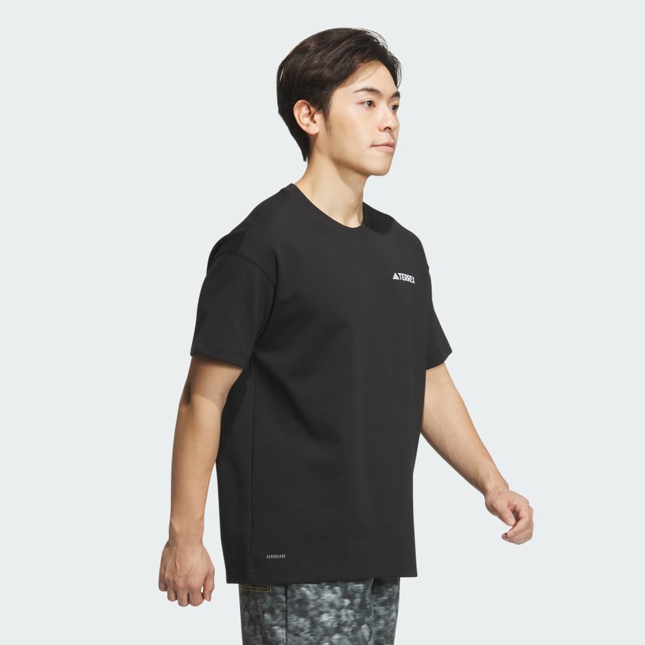 National Geographic AEROREADY Graphic Tee