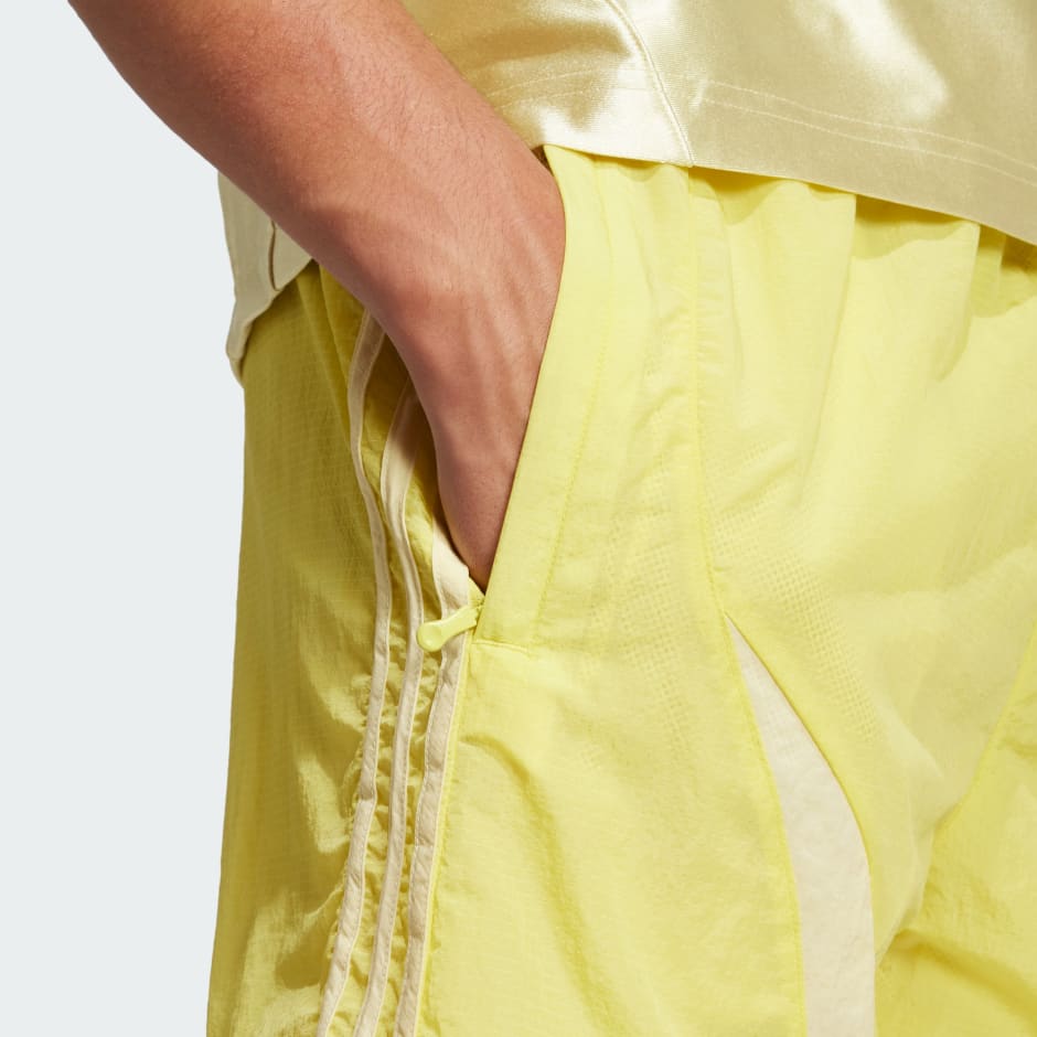 Adicolor 2000s Shorts