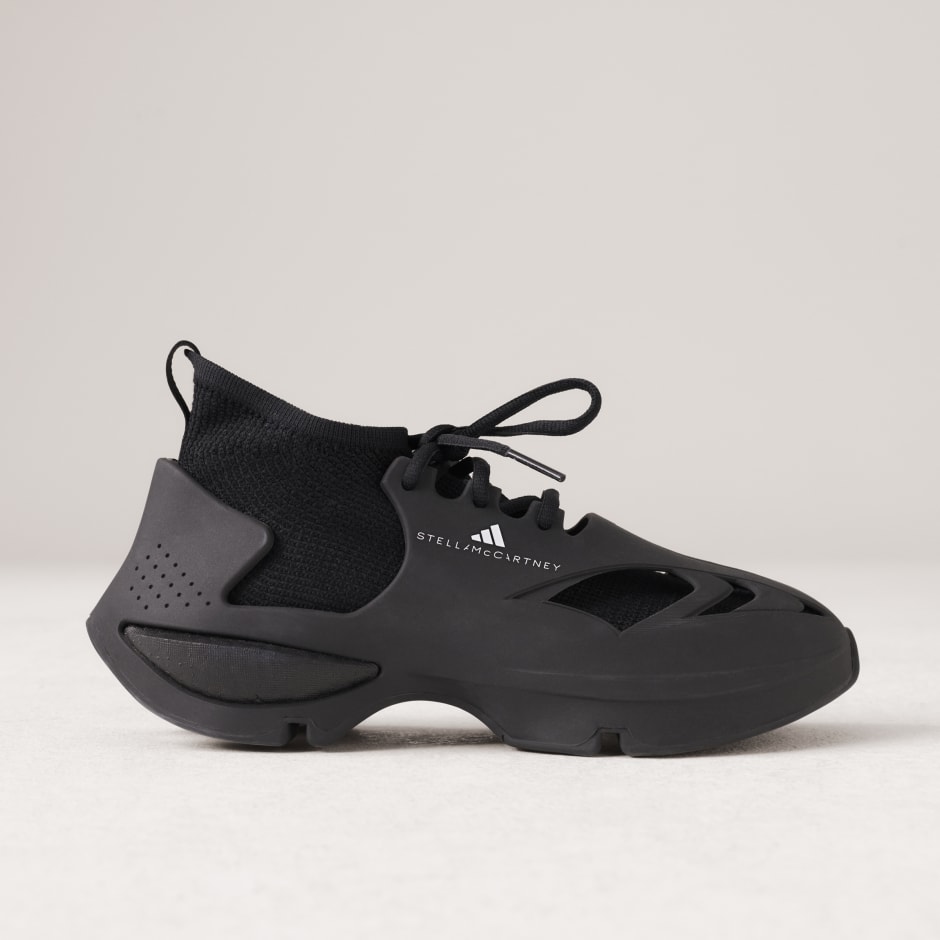 Stella mccartney 2025 adidas shoes black