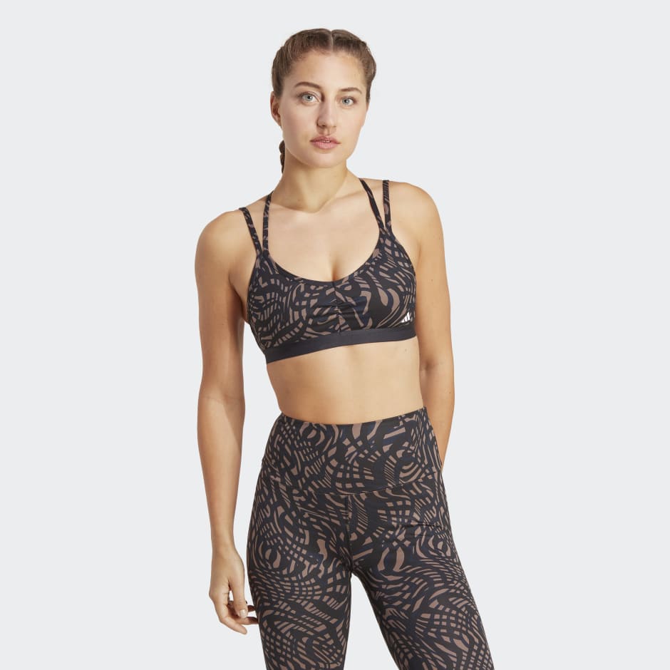 Abandono Compuesto Molesto adidas Yoga Essentials Bra - Black | adidas SA