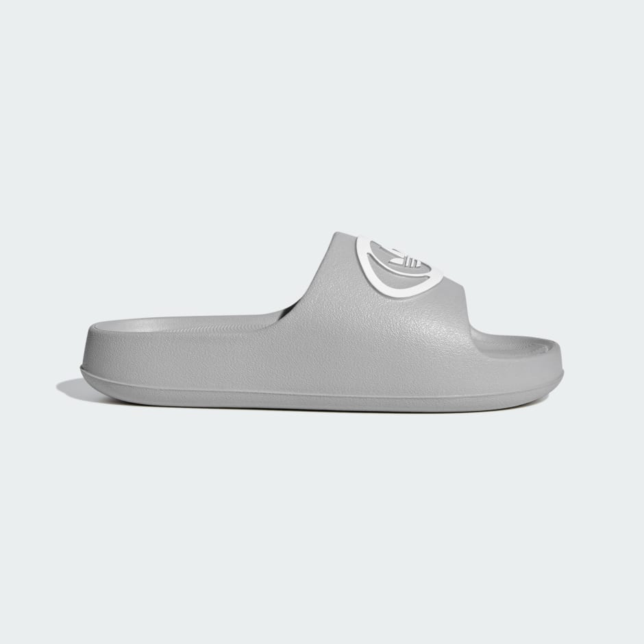 CLAQUETTE ADILETTE 00s