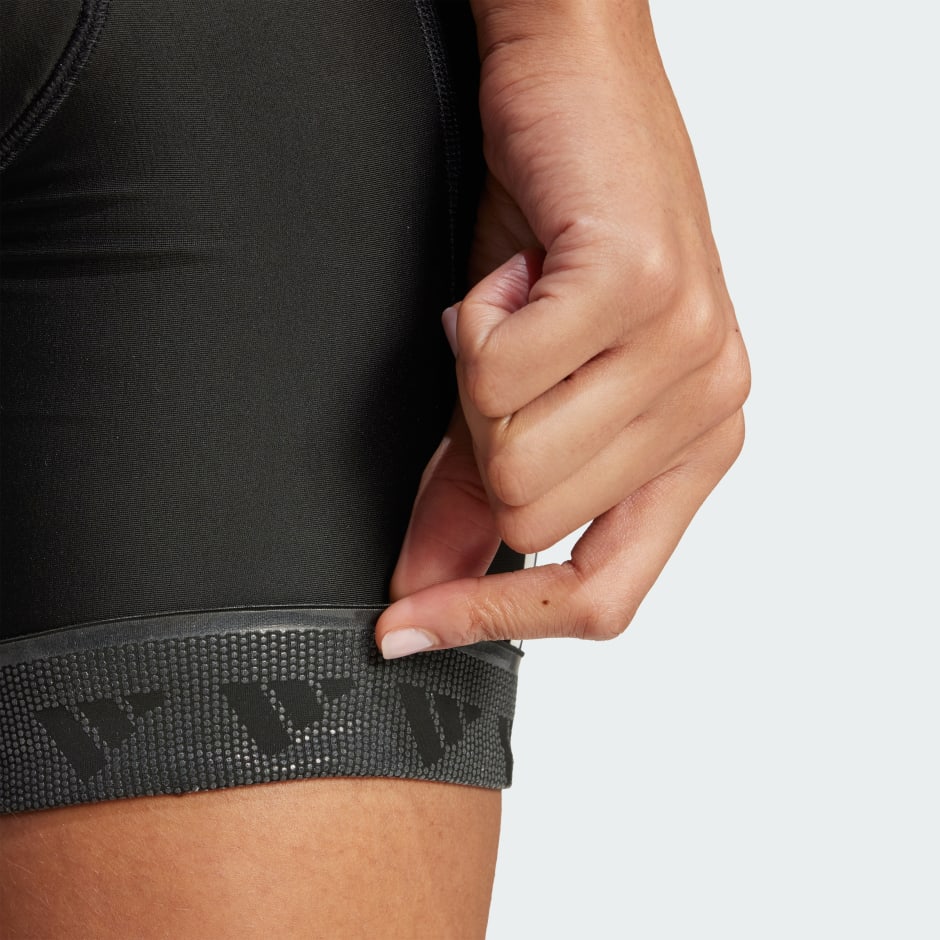Essentials 3-Stripes Padded Cycling Shorts