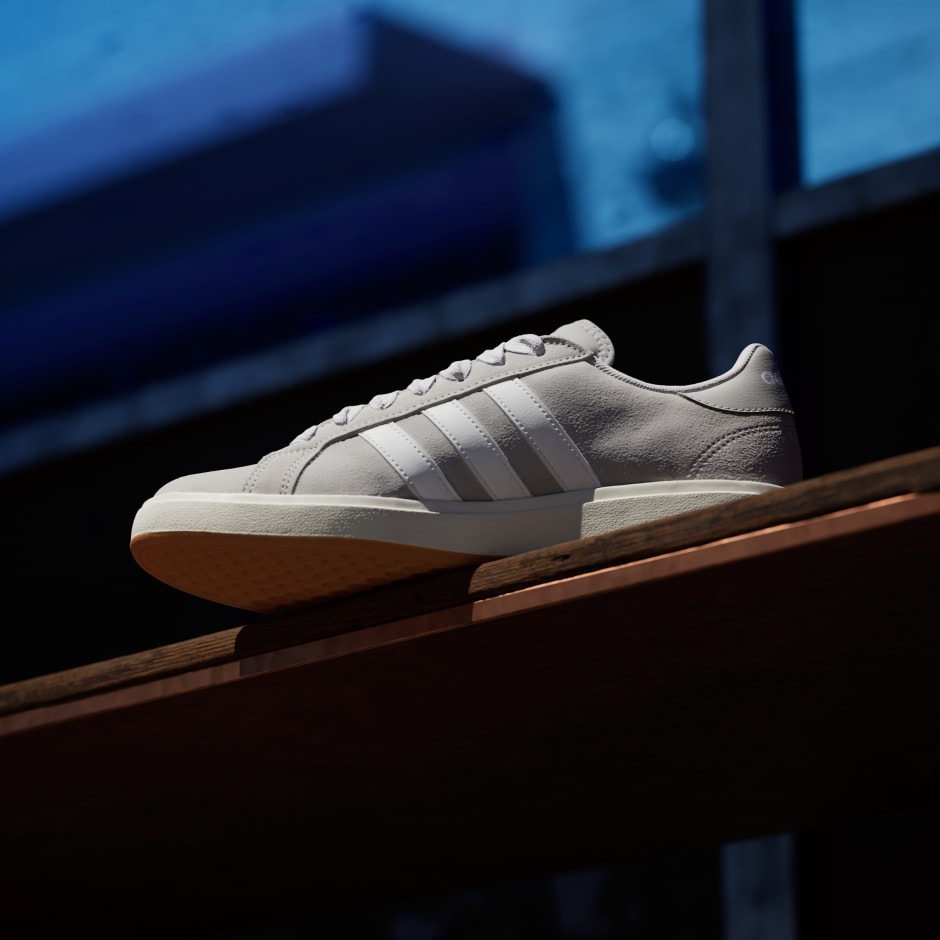 Chaussure Grand Court Base 00s