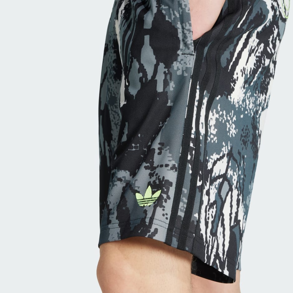 Archive AOP Short 9-inch Inseam