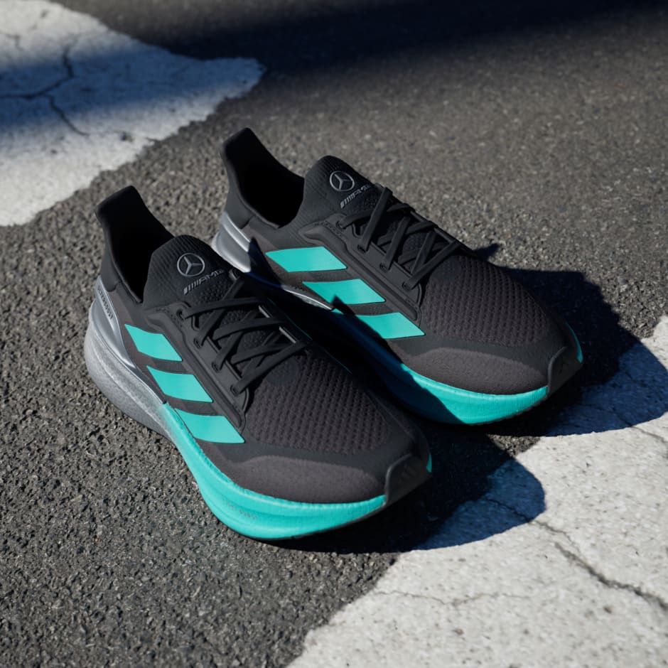 MERCEDES - AMG PETRONAS FORMULA ONE TEAM Ultraboost 5X M