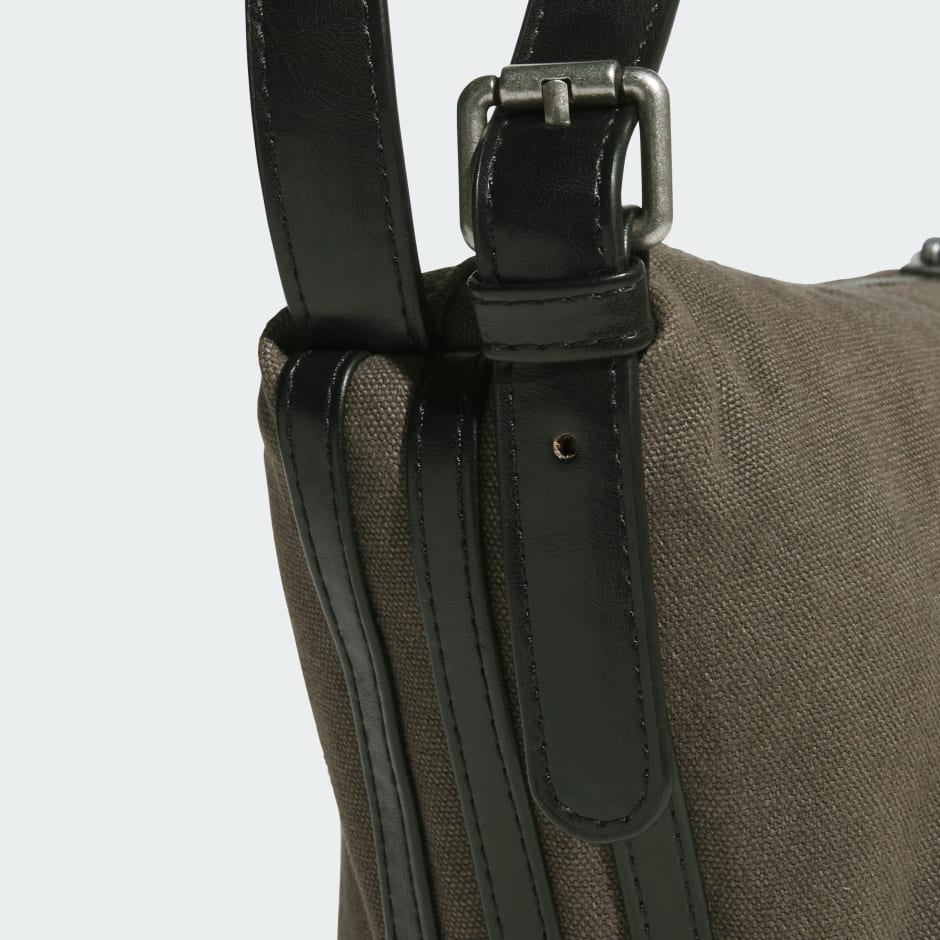 女裝扣帶斜孭袋配棉