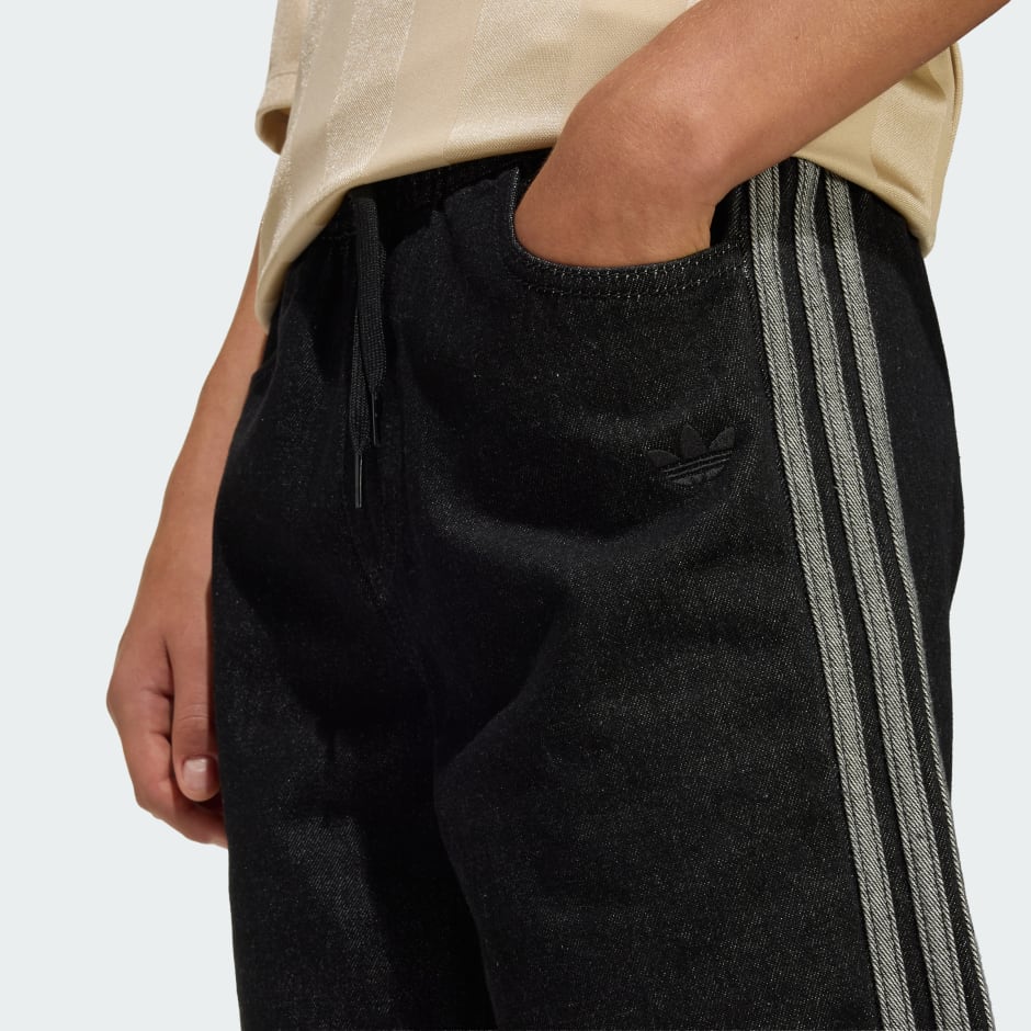 PANTALONI SCURȚI DIN DENIM