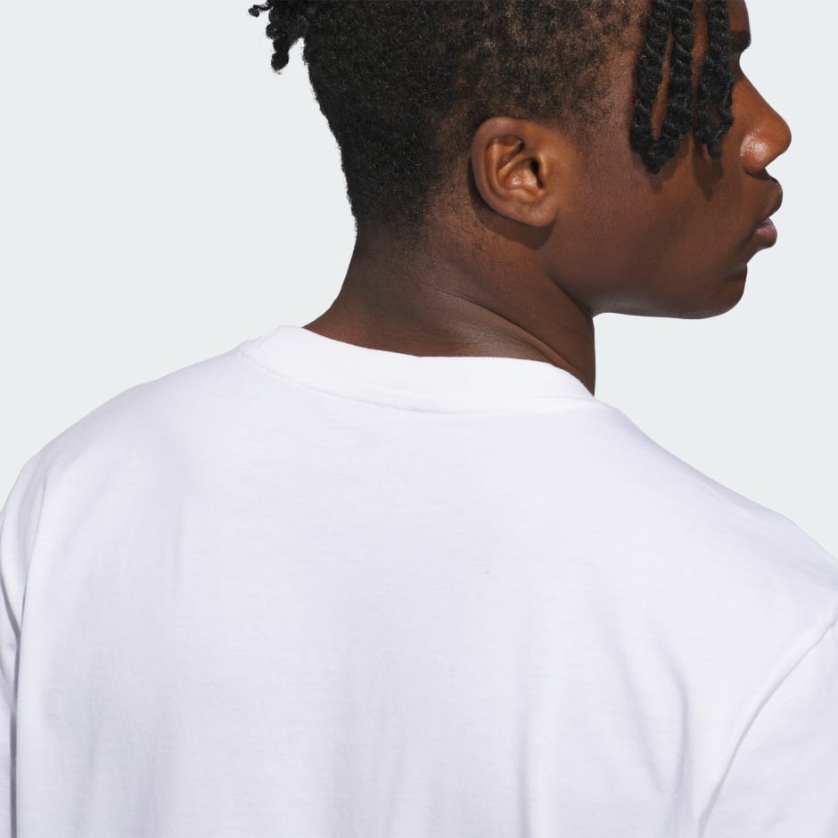 Summer Sailing Graphic T-shirt