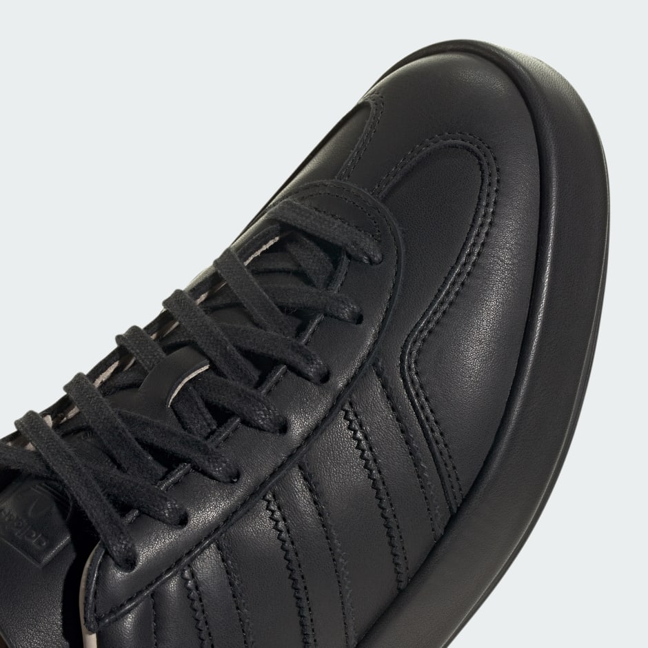 Gazelle Indoor Shoes