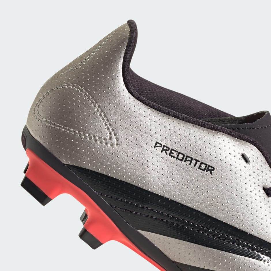 Predator Club Flexible Ground Boots