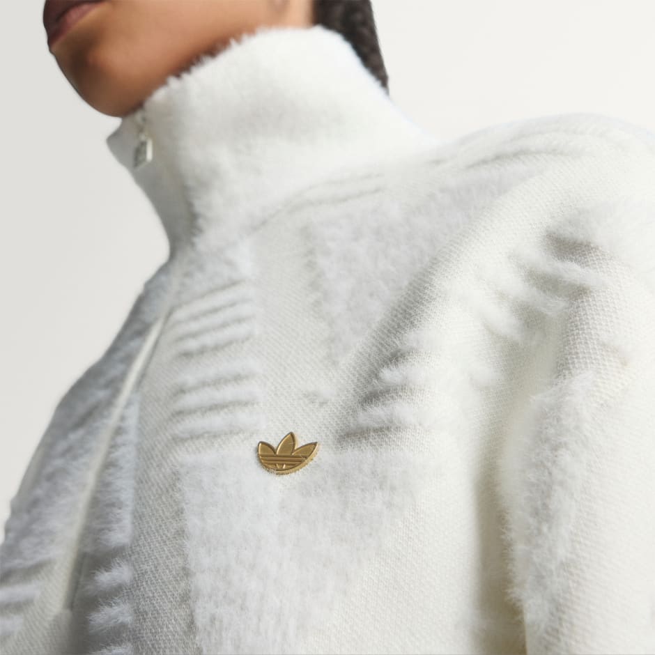 PULOVER TRICOTAT CU FERMOAR PE JUMĂTATE