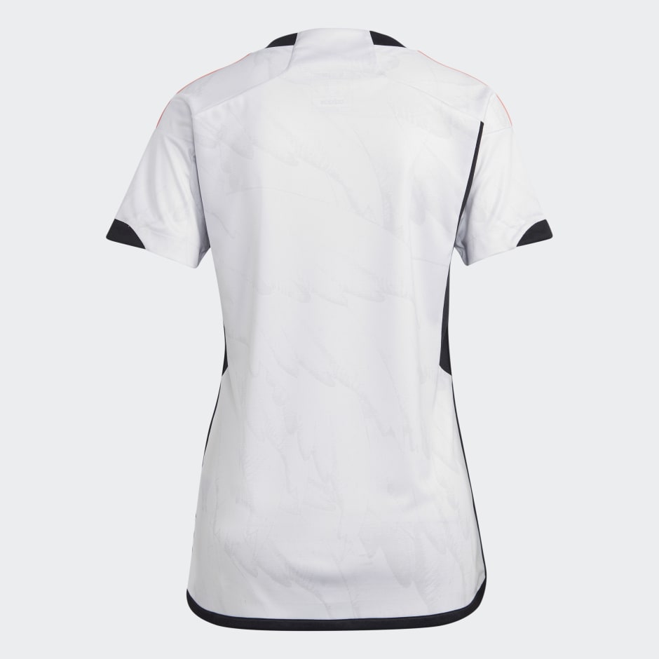 Tricou de deplasare al echipei feminine a Letoniei 23