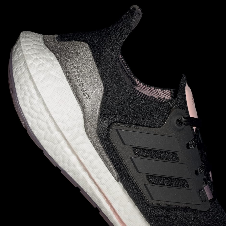 ULTRABOOST 22 SHOES