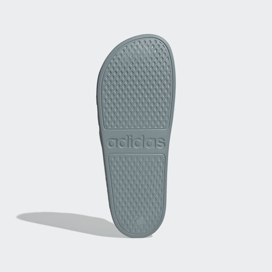 Adilette Aqua Slides