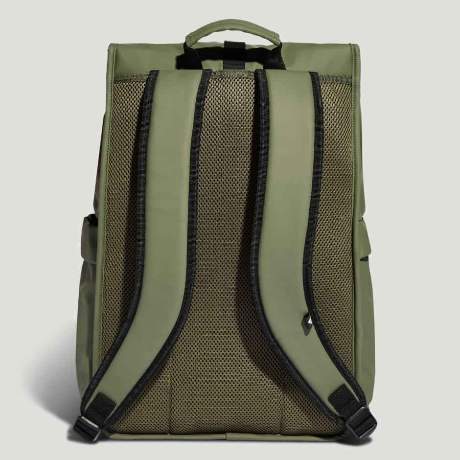 UNISEX URBAN SPORTS SLEEK BACKPACK