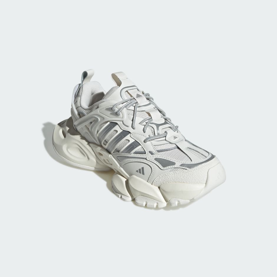 XLG Runner Deluxe Shoes