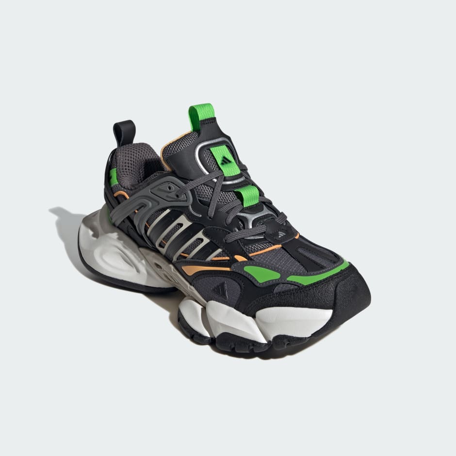 XLG Runner Deluxe Shoes