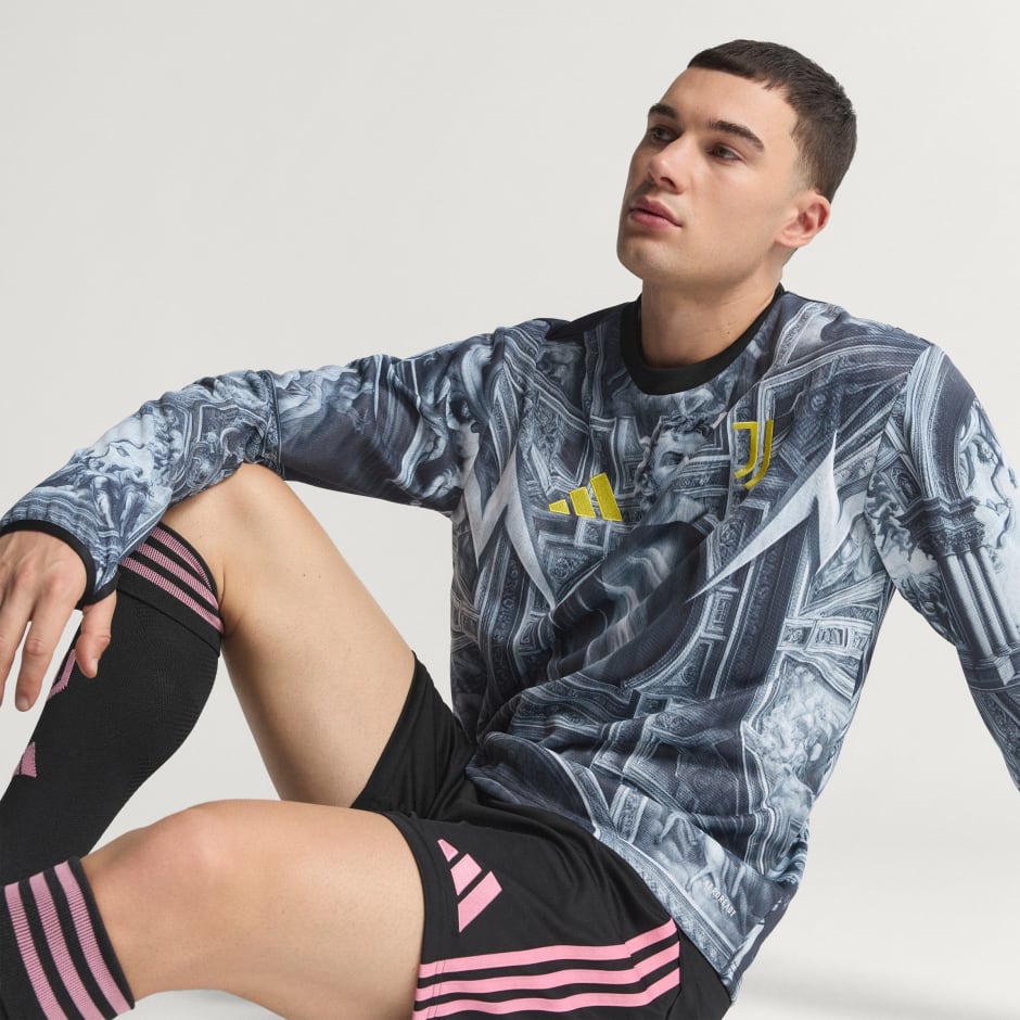 BLUZĂ JUVENTUS 25/26 PRE-MATCH WARM