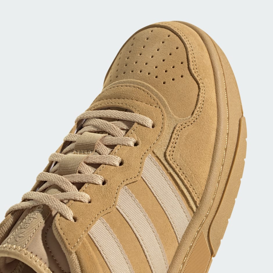 Court Refit Shoes