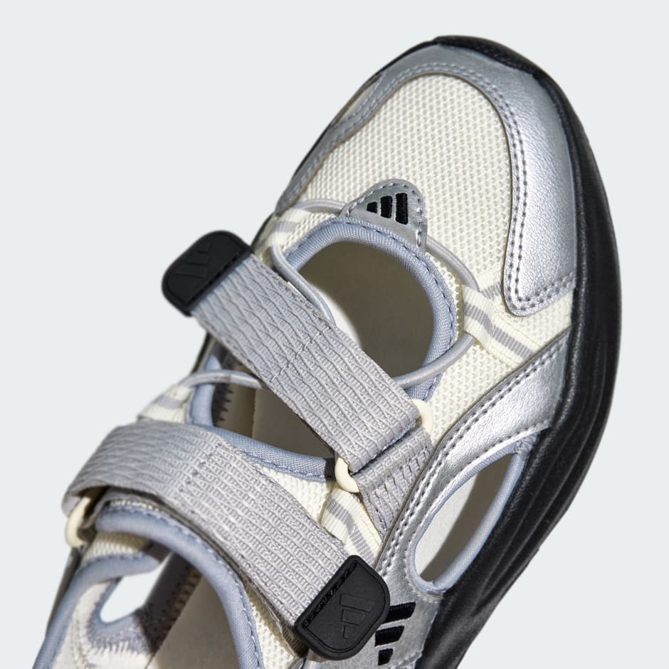 Ozwave Sandals