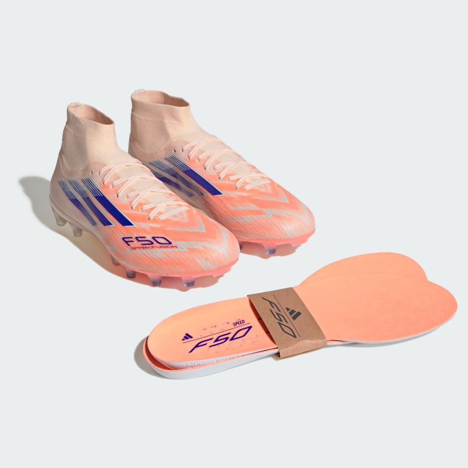 Ghete F50 Sparkfusion Pro pentru teren dur/gazon artificial