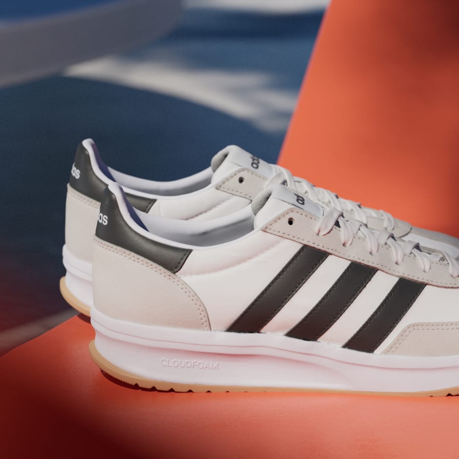 RUN 70s 2.0 Shoes