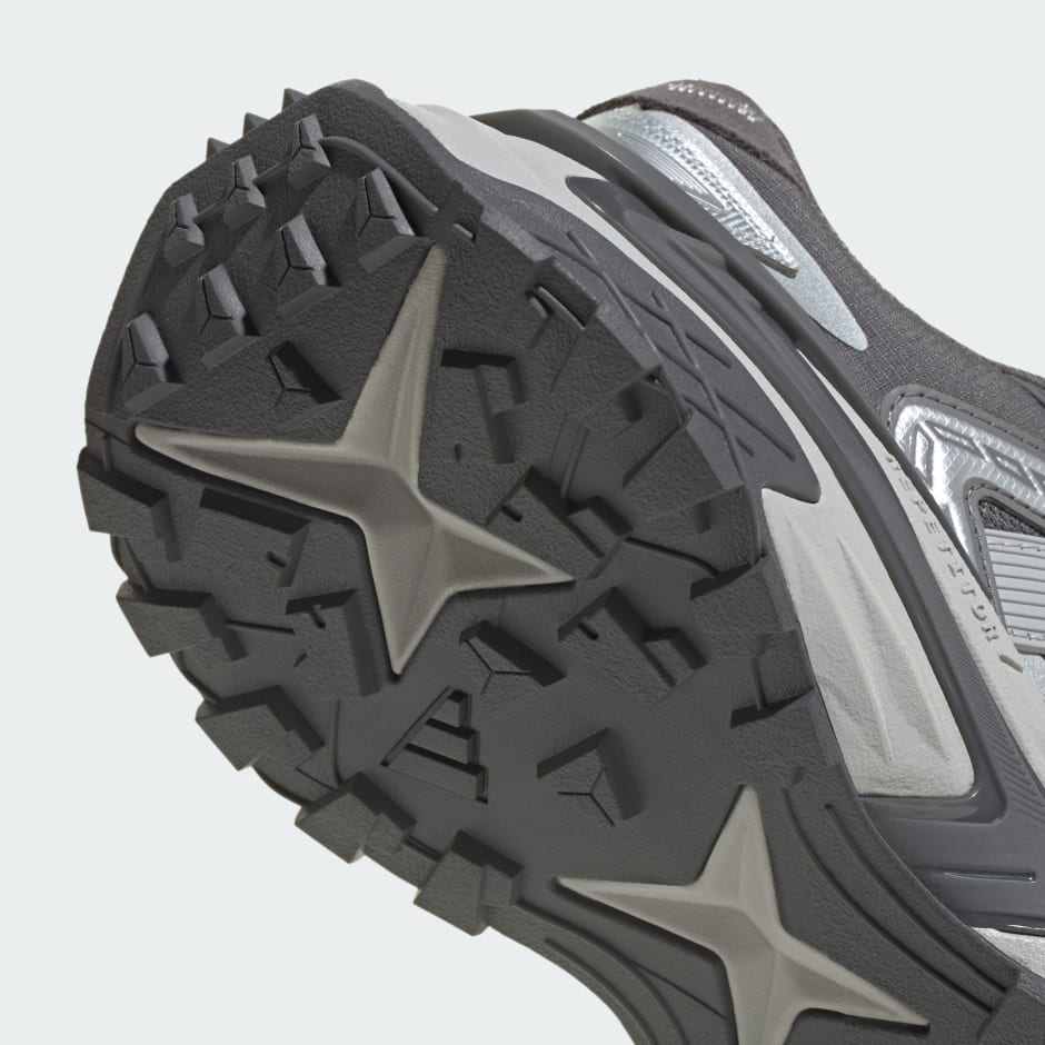 XLG STORM EDGE 運動鞋