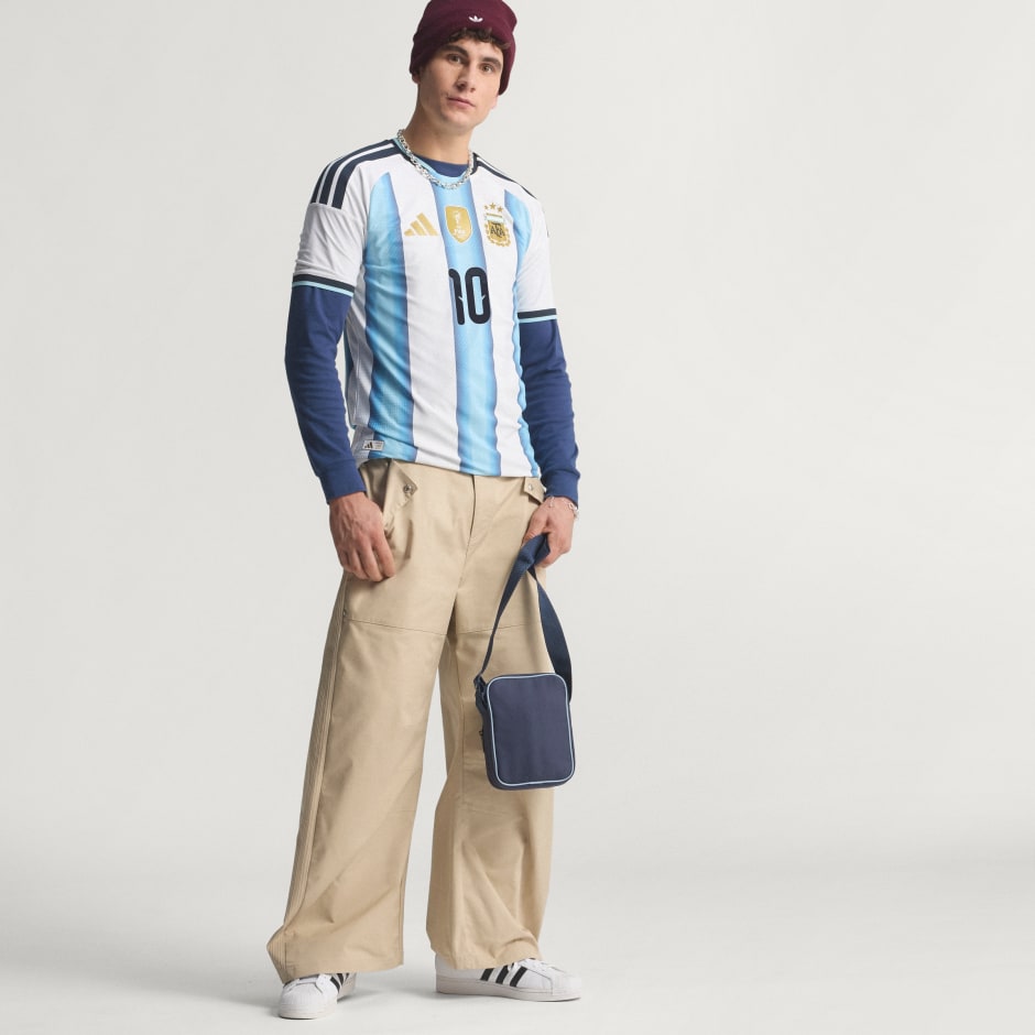 Argentina 26 Home Messi Authentic Jersey