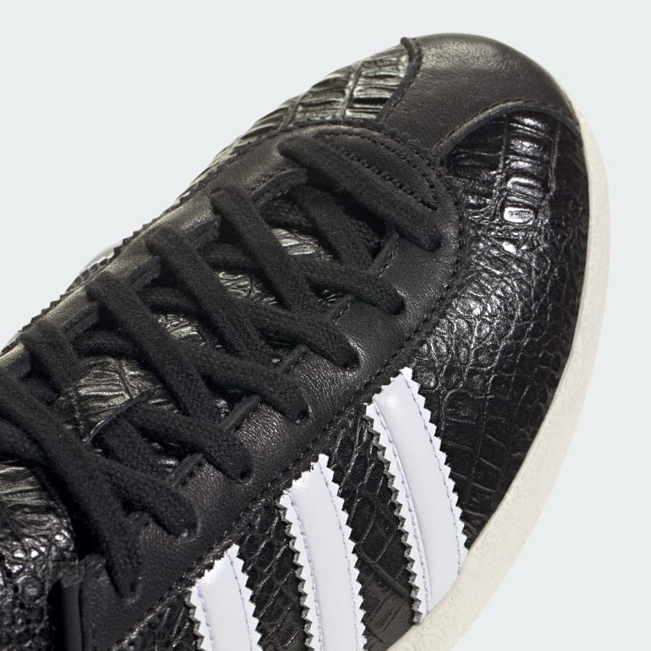 adidas Blanc Shoes