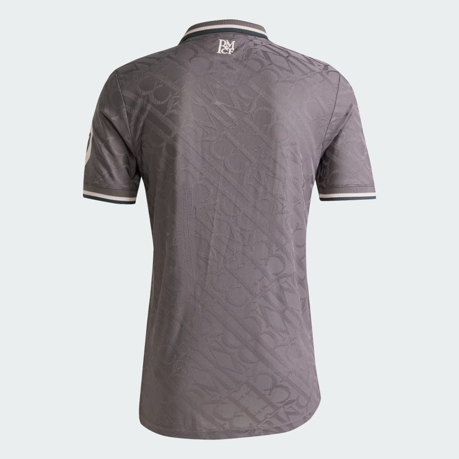 Treći dres Real Madrid 24/25