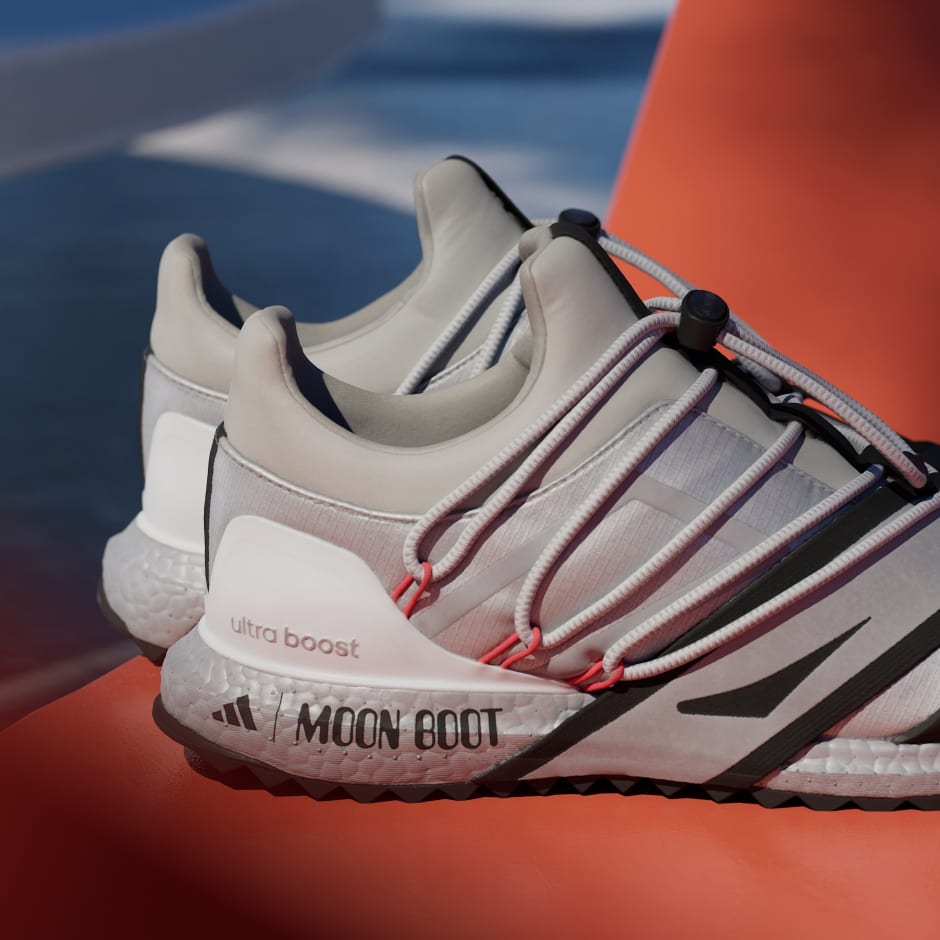 ADIDAS X MOON BOOT ULTRABOOST 1.0