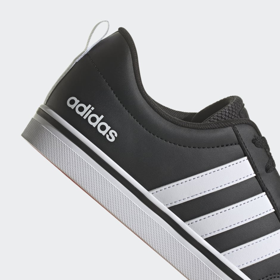 Aprender acerca 112+ imagen adidas with 3 stripes shoes - br.thptnvk.edu.vn