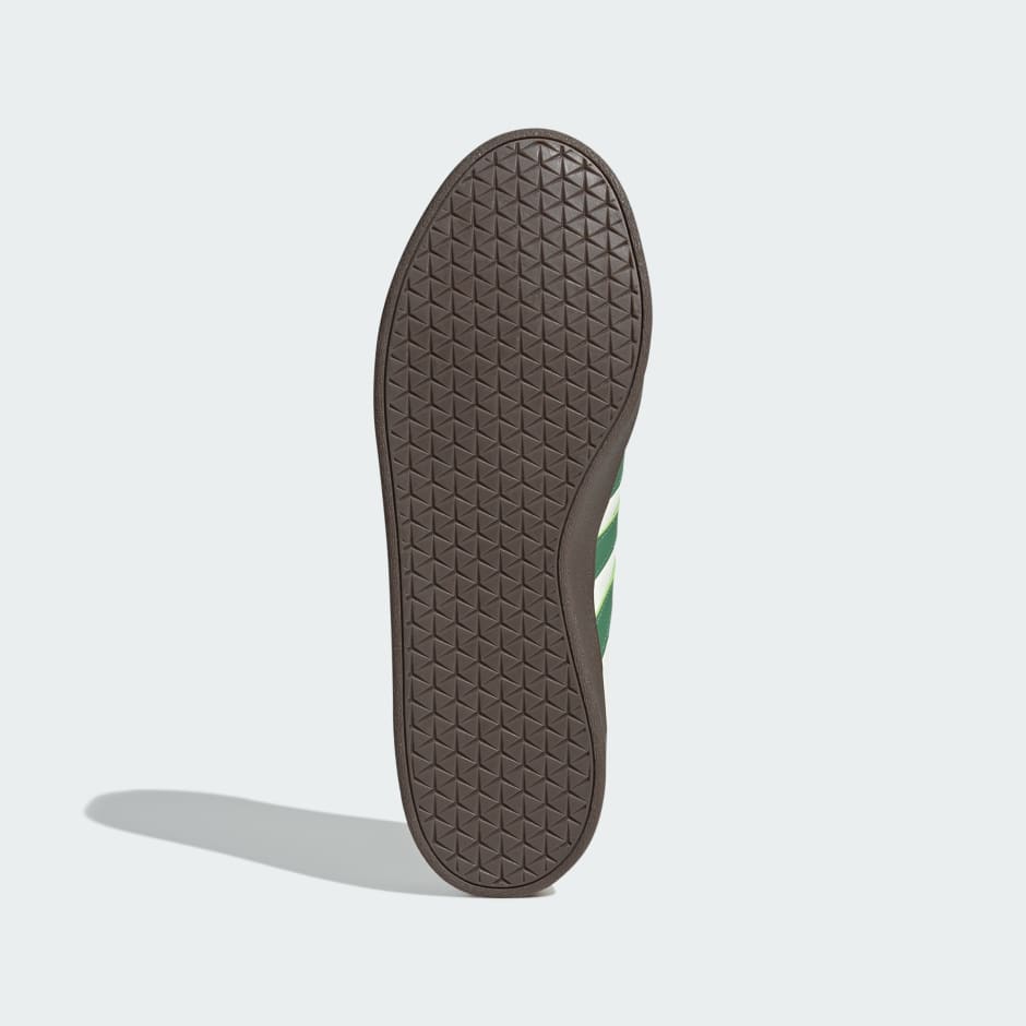 VL Court Classic Shoes