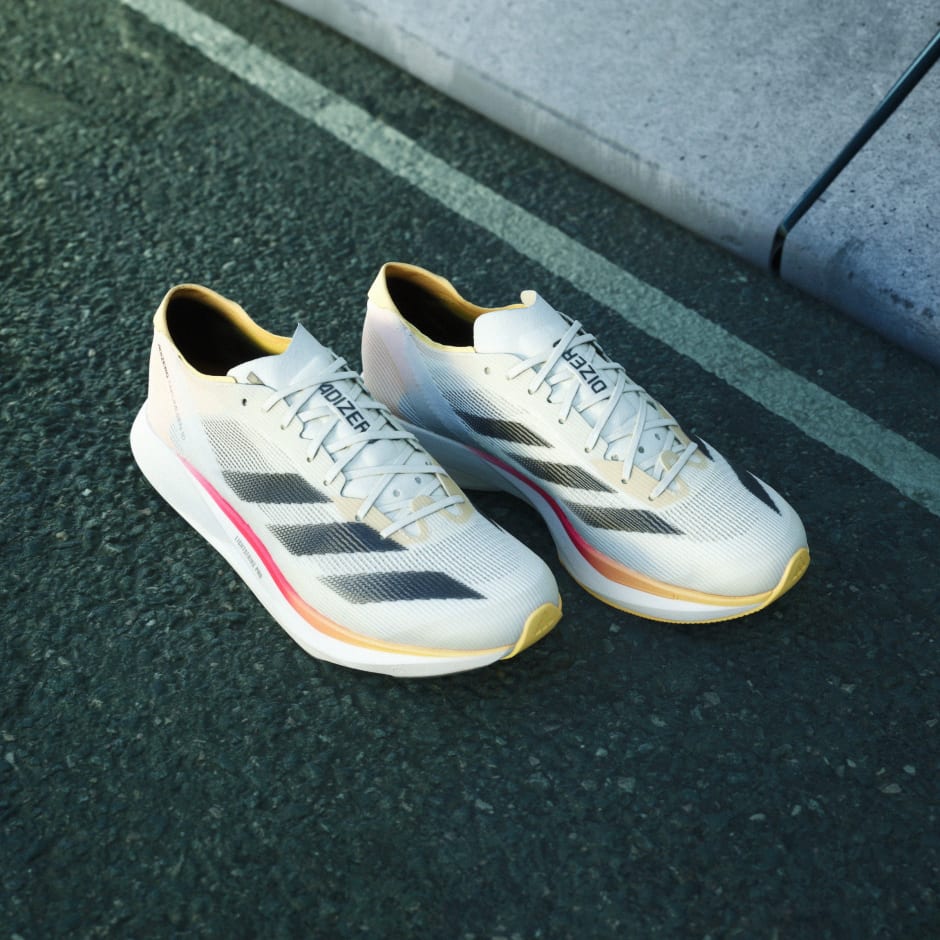 حذاء Adizero Takumi Sen 10