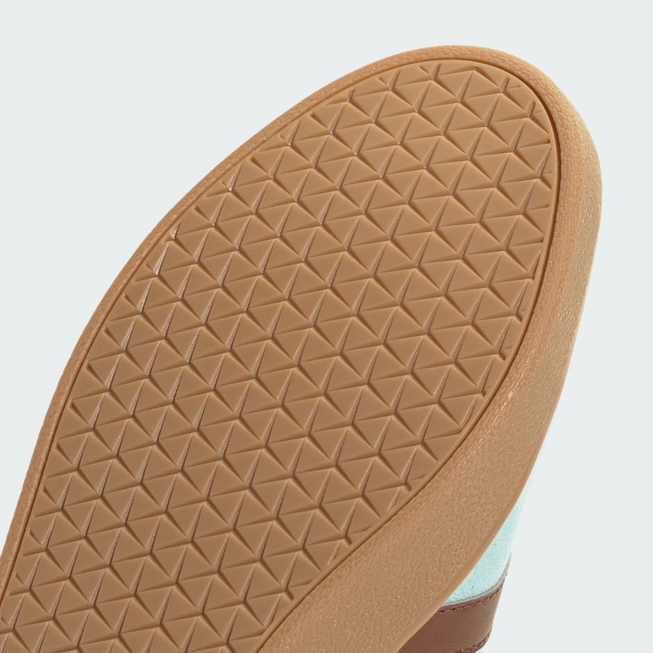 VL Court 經典運動鞋