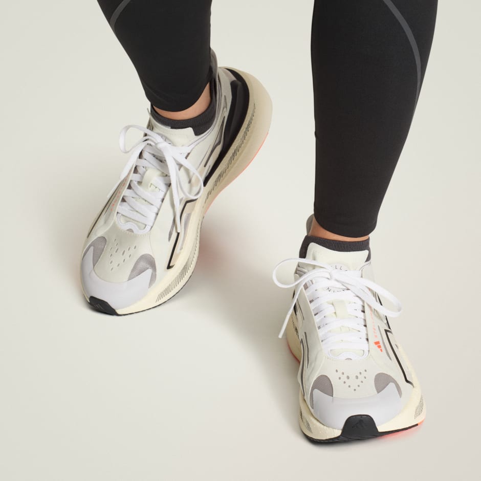 حذاء adidas by Stella McCartney Ultraboost 5