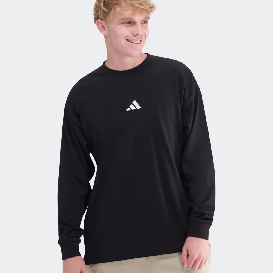Essentials Plus Loose Fit Small Logo Long Sleeve Long-Sleeve Top