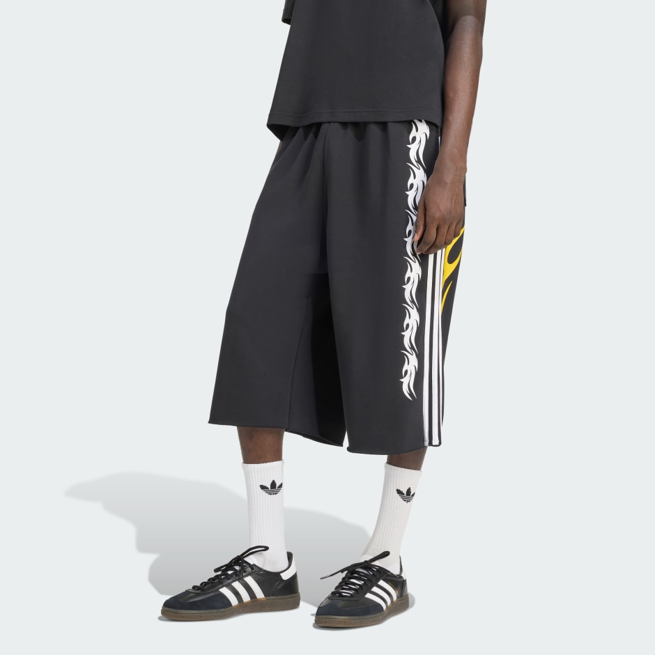 Spiders Oversized Inch Sweat Shorts