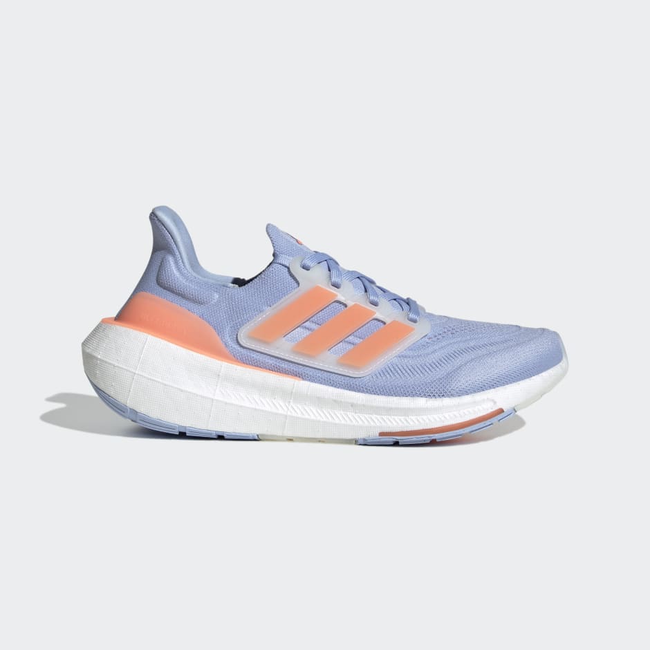 Adidas boost 2025 women blue