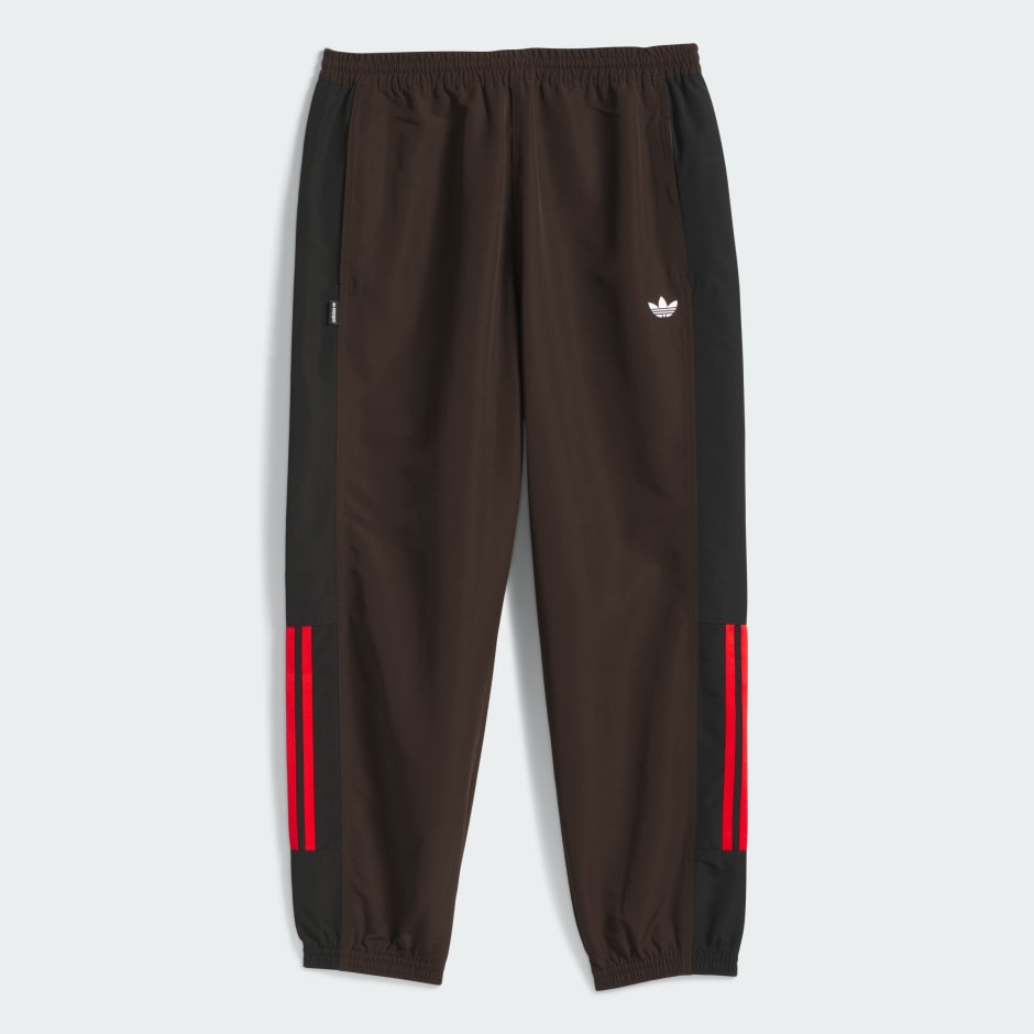 DONJI DIO TRENIRKE SKATEBOARDING GATSELE