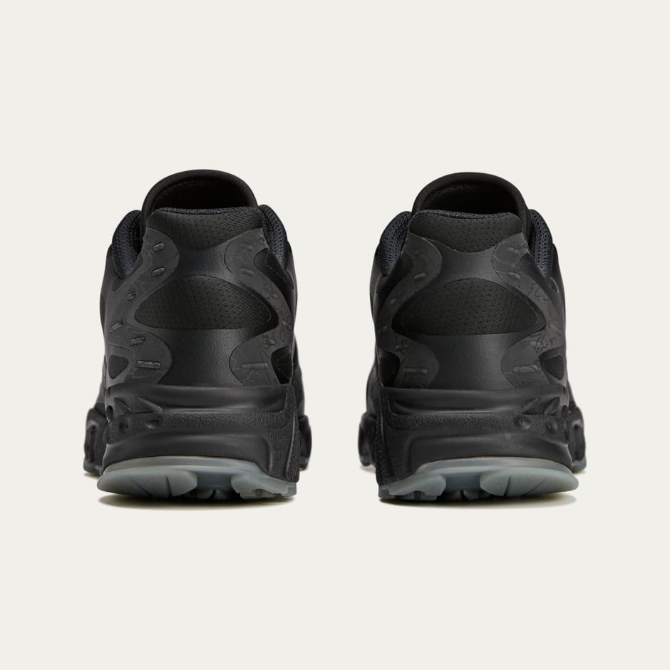100 Thieves Savage Shoes