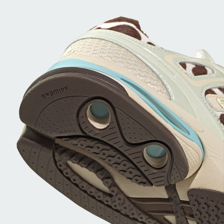 PANTOFI ADISTAR CONTROL 5