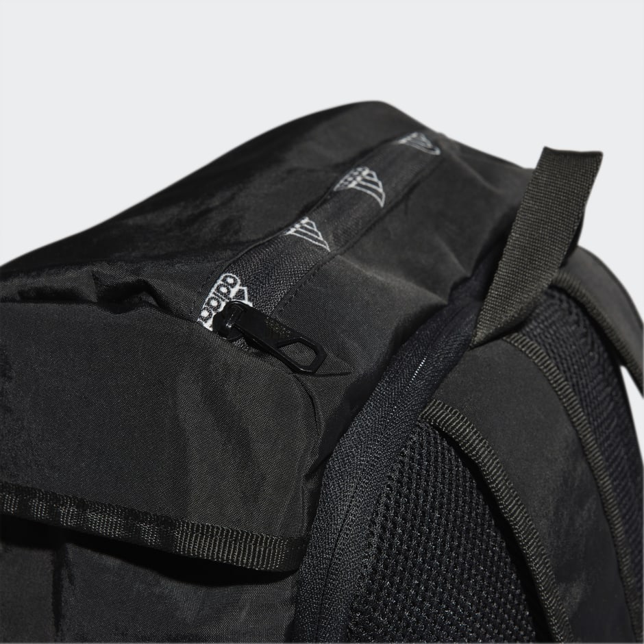 stroom extase Schipbreuk adidas 4ATHLTS Camper Backpack - Black | adidas IQ