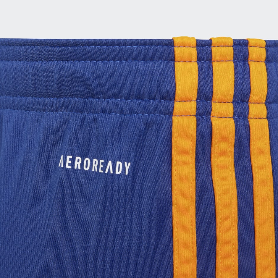 Real Madrid 21/22 Away Shorts image number null