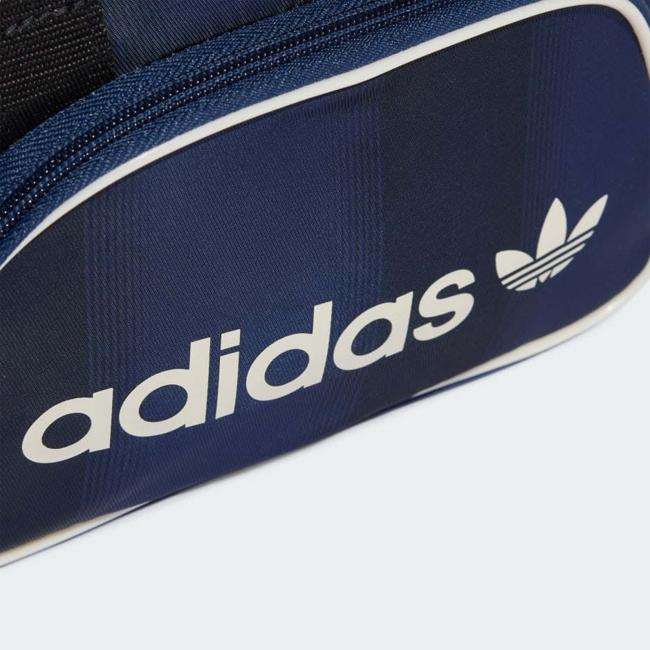 Geantă mică de avion