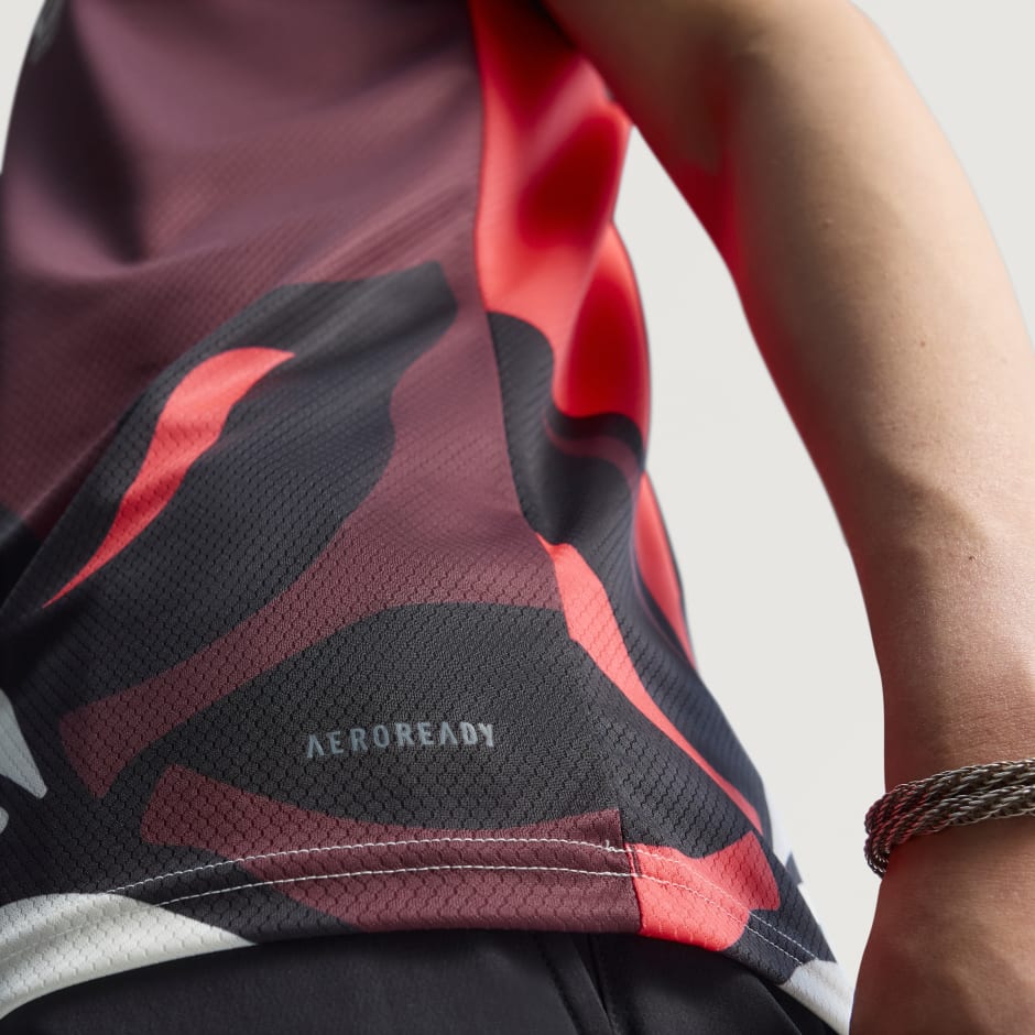 Dres za vozače Mercedes - AMG Petronas Formula One Team Authentic Summer Pack