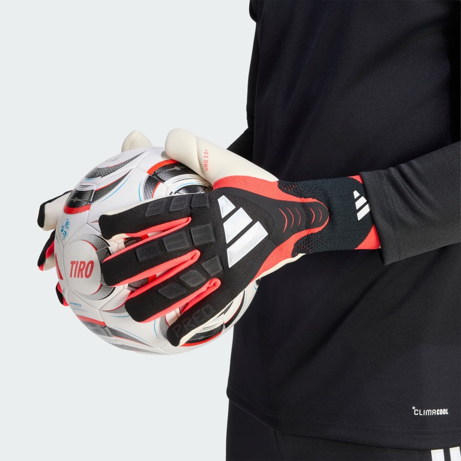 PREDATOR GOALKEEPER GLOVE PRO